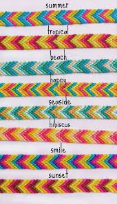 As a child of the 90s, i can confirm that friendship bracelets were all the rage. ðšðš›ðš'ðšŽðš—ðšðšœðš'ðš'ðš™ ðš‹ðš›ðšŠðšŒðšŽðš•ðšŽðš ðšŒðš˜ðš•ðš˜ðš› ðšŒðš˜ðš–ðš‹ðš'ðš—ðšŠðšðš'ðš˜ðš—ðšœ Yarn Bracelets Diy Friendship Bracelets Patterns Bracelet Crafts