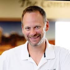 Dana Denton's Instagram, Twitter & Facebook