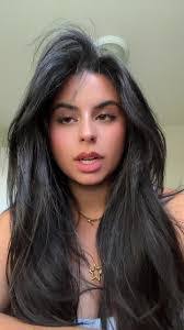 Daisy Peters's Instagram, Twitter & Facebook