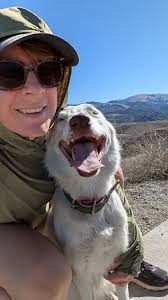 Hello, I'm Paula I have a room for rent in Agoura Hills, California if  interested contact me and I'll give you the information