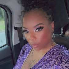 Jasmine Helms's Instagram, Twitter & Facebook