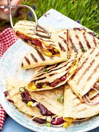 Quesadillas Vom Grill Mit Rindfleisch Bohnen Mais Und Guacamole Rezept Lecker Rezepte Leckeres Essen Essen
