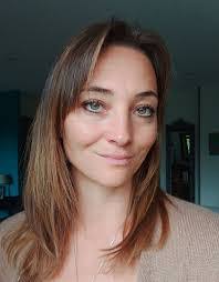 Estella Bauer's Instagram, Twitter & Facebook