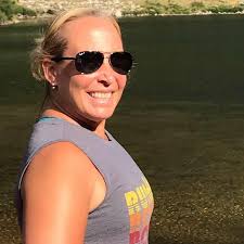 Diana Parkhurst's Instagram, Twitter & Facebook