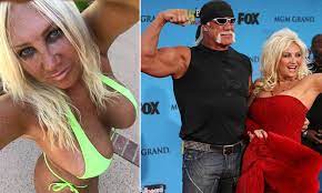 Hulk Hogan is ordered to pay ex-wife Linda more $180,000 in legal fees |  Daily Mail Online