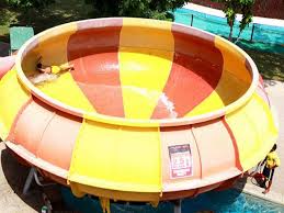 You control a character sliding down a waterpark slide together with many other players. Fazaa Dreamland Aqua Park 50 Discount On Entrance Tickets