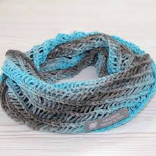 Jetzt wird's besonders, aber keine angst, auch diese technik ist einfach. Loop Schal Stricken Eigenes Etikett Namensbaender Der Namensbaender De Kreativ Blog