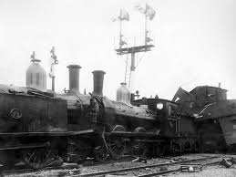 30 November 1918 Twee Goederentreinen Botsten Bij Station De Vork Bij Nijmegen Dit Kwam Doordat De Machinist Van De Trein Uit Nijmegen Het Train Crash Train