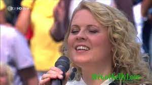 Selfless devotion vol.2 / compiled by sasha d. Fell In Love With An Alien Von Kelly Family Laut De Song