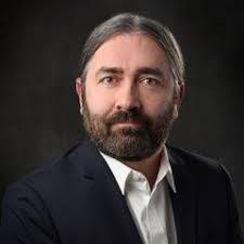 Dena Elliott's Instagram, Twitter & Facebook