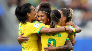 Mais son père la pousse à assouvir sa curiosité sportive et. Cristiane Brazil Striker Makes Women S World Cup History In Win Over Jamaica Cnn