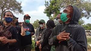 Versi karaoke lagu steven and the coconut treez enggan jangan lupa di subscribe ya. 8n1pml Xyagcem