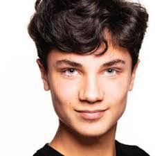 Eric Ankerud's Instagram, Twitter & Facebook