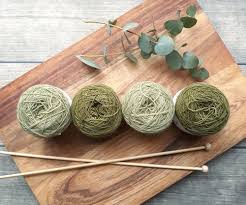 You'll have a wide variety of knitting patterns to choose from including afghans, baby patterns, scarves, shawls, holiday patterns, and more. 2 000 Best Knitting Photos 100 Free Download Pexels Stock Photos