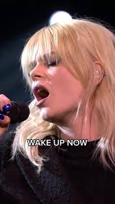 Davina Michelle Wake Up Live at Giro555