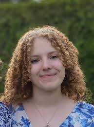 Terri Demos's Instagram, Twitter & Facebook