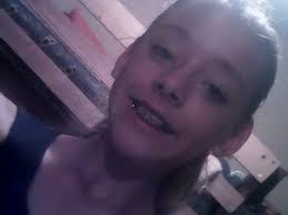 Eva Burr's Instagram, Twitter & Facebook