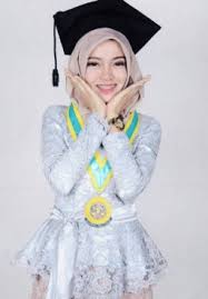 Contoh Baju Kebaya Modern Untuk Wisuda 30 Jenis Dan Model Baju Kebaya Modern Untuk Wisuda Dans Media Download 30 Model Kebay Di 2020 Kebaya Seputar Wanita Wanita