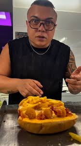 La calma è la virtù dei forti! ❤️🍔🚀🐎, #SUSPUNTINU #foodporn  #prendilavitaconsapore #boutiquedelgusto #viaDante68 #cibo #Cagliari  #Sardegna #panino #streetfood #cagliarifoodporn #bontá #love #4mori ...