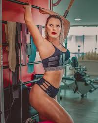Julia Von Muhlen - Amazing blonde | MOTHERLESS.COM ™