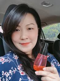 炎热的下午怎么可以少了#姜力小8防晒护发精油☺️ 出门前来几滴抚平头发的毛燥带着淡淡玫瑰香心情特别好😊 不油不厚重