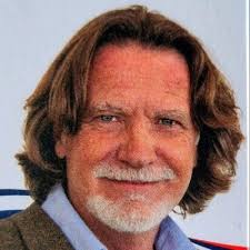 BACK TO THE ROOTS! I'm happy and proud to share that I'm stepping into the  role of Sales Director Industrial Lubricants Benelux at TotalEnergies It's  an exciting time as we roll out