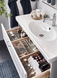 A Romantic Relaxing Washroom Bagnoorganizzazione Relaxing Bathroom Drawer Organization Makeup Drawer Organization Bathroom Organisation