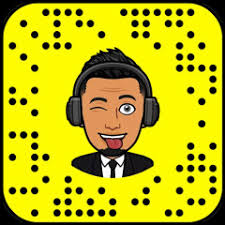 Stream Junior Jean music