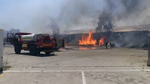 Internet, fireplace, tv, satellite or cable, washer & dryer, children welcome, parking, no smoking bedrooms: A Fire Has Destroyed A Winery Warehouse Sabc News Western Cape Facebook