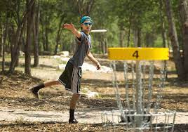 He has a collection of discs, top players sending him swag and an appreciation in the sport's community. Rbz Guerrero Disc Golf 042 Ultimate Frisbee Hq