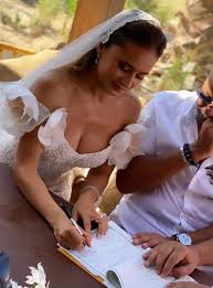 Lima (nelly karim) and nader (dhafer l'abdine), parents of young twin brothers adam and malek, find themselves in the middle of a hopeless situation. X0syscy44 Rom