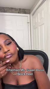 Yalllll im confused 😂😂😂 bring back heel culture !?!?#greendressgirl