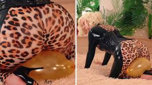 sexy MILF in tight shiny clothes having fun and teasing you free xxx video  - XNXX.COM