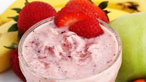 Recette D Ete Sante Yogourt Glace Fraises Et Bananes Rds Ca In 2020 Sugar Scrub Sugar