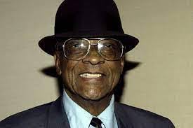 Peter Geronimo's Instagram, Twitter & Facebook