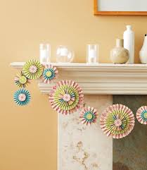 Rosette Garland By Cathe Holden As Seen In Rosette Art Chronicle Books 2013 Images Courtesy Of Chronicle Books Rosettes Crafts Paper Garland