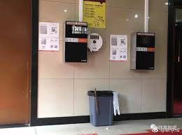 My gcc, cricket, stole a tissue and promptly made a mess :) Theft Fighting Tissue Dispensers Facial Recognition Toilet Paper