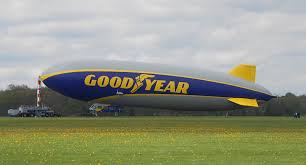 Codenamed the zeppelin nt, it's larger, faster, and more maneuverable than its goodyear says the new avionics will result in more precise operation both in flight and during take offs and landings. Datei Goodyear Zeppelin Nt At Mast Jpg Wikipedia