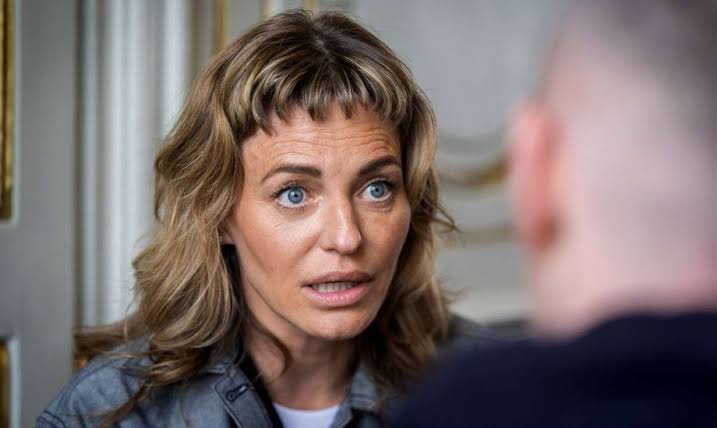 Sarah Grünewald har taget afstand: "Jeg er oprigtigt bekymret" |  BILLED-BLADET