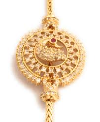 This is one of the newer contemporary designs that are available. Gorgeous Side Locket Mangalsutra Sasitrends