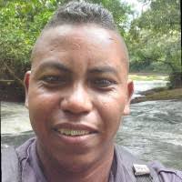 60+ perfiles de «Carlos Efrain»