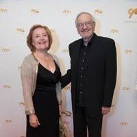 Najnovšie správy z domova i zo sveta. Magda Vasaryova Nabonzovala Slavnu Sestru Milku Koniec Kariery Novy Cas