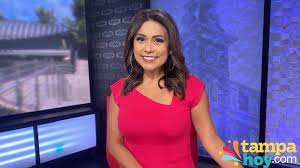 Go on to discover millions of awesome videos and pictures in thousands of other. Tampahoy Com Le Da La Bienvenida A Jennifer Penate La Nueva Presentadora Del Noticiero De Las 8 00 Pm Wfla