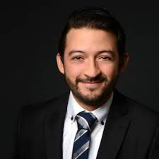 Sharing the closure of a challenging and most-rewarding achievement:  earning a Master's degree (M. Sc. Business Consulting & Digital Management)  100% in german while working full-time 😃 This is my…