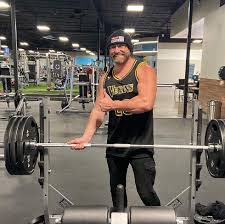 Posted by admin july 1, 2021 july 10, 2021 diet. Vegan Bodybuilder Shares What He Eats In A Day