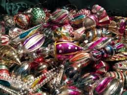 Russian christmas traditions christmas in russia has had a long and turbulent history. Talk Russian Holiday Tree Traditions Soviet New Year S Ornaments Museum Of Russian Icons