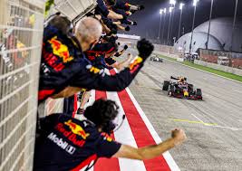 Menos de cinco minutos para que comience la carrera del gp de emilia romagna 2021 en el circuito de imola. Formula1 2021 Ecco Il Calendario C E Imola Autoprove It