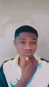 Sam Kerr and Lauren James pitch side at the Bridge to steer the blues on! 💙