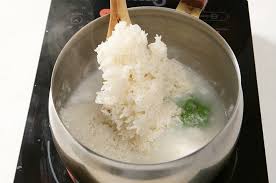 258 resep arem arem isi wortel kentang ala rumahan yang mudah dan enak dari komunitas memasak terbesar dunia! Resep Membuat Arem Arem Jajanan Tradisional Yang Sudah Mulai Langka