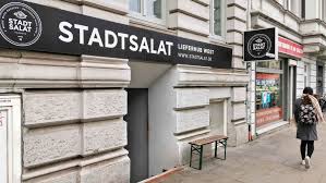 See the complete profile on linkedin and discover marcus' connections and jobs at similar companies. Holyeats 55 Stadtsalat Und Die Idee Vom Moglichst Nachhaltig Produzierten Liefersalat Holyeats